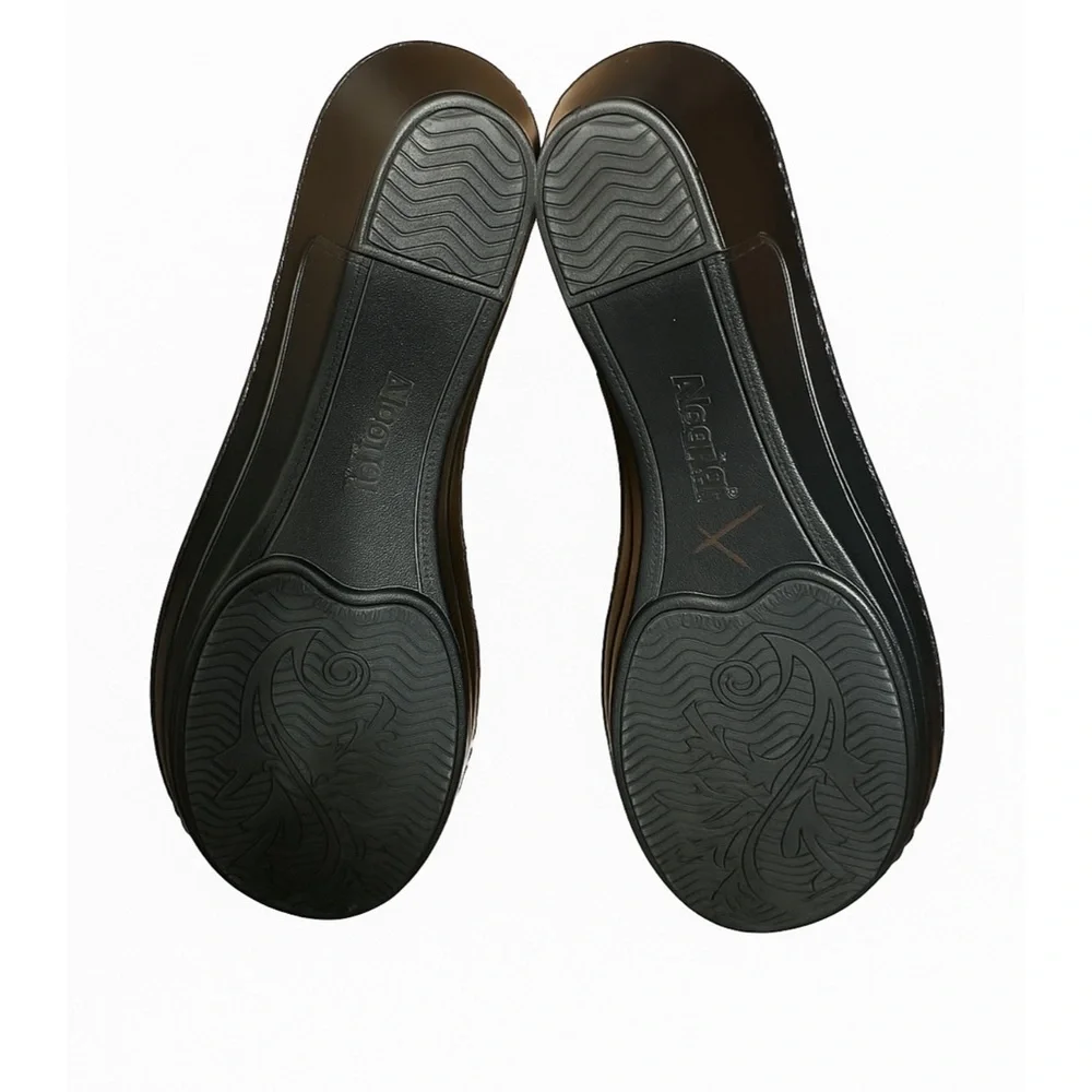 Algeria Elegant Iridescent Women's Sandals - Picture 4 of 4